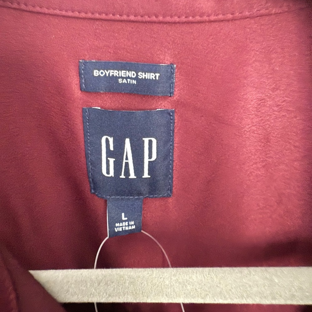 GAP Deep Red Boyfriend Shirt - Picture 3 of 4